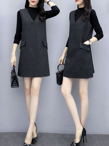 autumn 2021 new knitted bottomed sweater vest dress show thin two piece suit with foreign style and fashionable temperament, White
autumn 2021 new knitted bottomed sweater vest dress show thin two piece suit with foreign style and fashionable temperament, White