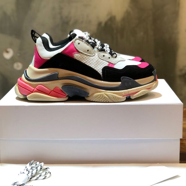 2022 desigers triple-s shoes men women shoes red pink beige green yellow rose gold multi color mens platform mesh luxury trainers casual sne
2022 desigers triple-s shoes men women shoes red pink beige green yellow rose gold multi color mens platform mesh luxury trainers casual sne