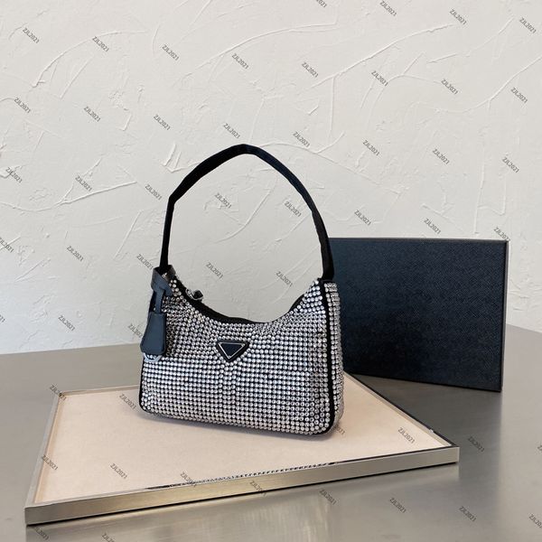 female luxurys designers bags female armpit bag handbags fashion flash bag handbags single shoulder bag designer wallet
female luxurys designers bags female armpit bag handbags fashion flash bag handbags single shoulder bag designer wallet