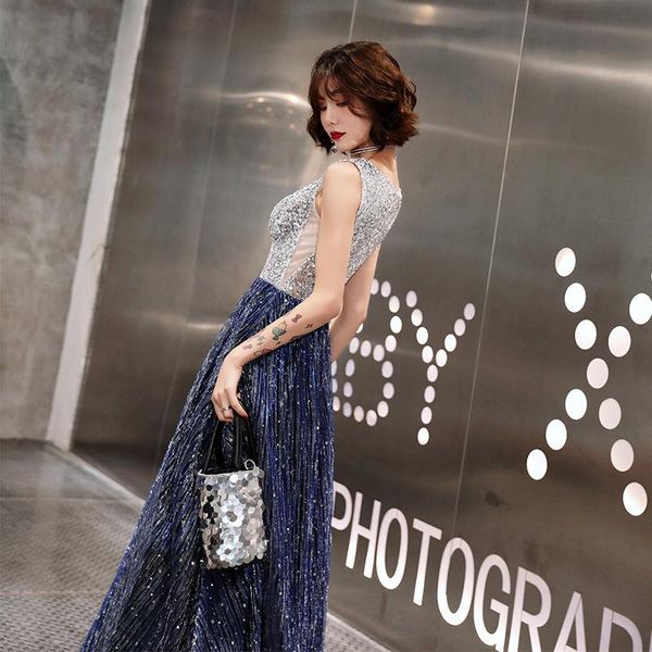 ethnic clothing o-neck sequins chinese queen oriental party female cheongsam stage show qipao dress elegant celebrity banquet dresses, Red
ethnic clothing o-neck sequins chinese queen oriental party female cheongsam stage show qipao dress elegant celebrity banquet dresses, Red