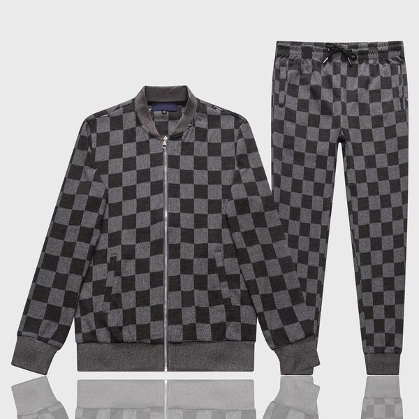 2021 tracksuits fashion men's suit 21ss youth + shorts style mens tshirts & pants casual men two pieces sets, Gray
2021 tracksuits fashion men's suit 21ss youth + shorts style mens tshirts & pants casual men two pieces sets, Gray