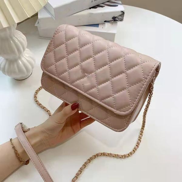 xiaoxiang jinzhu fortune bag new trend lingge chain high sense fashion single shoulder diagonal span
xiaoxiang jinzhu fortune bag new trend lingge chain high sense fashion single shoulder diagonal span