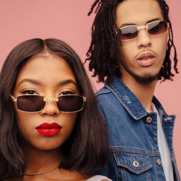 shining metal rhinstone legs fashion men women sunglasses 2021 brand vintage rectangle luxury designer glasses sun mirror female lwstr, White;black
shining metal rhinstone legs fashion men women sunglasses 2021 brand vintage rectangle luxury designer glasses sun mirror female lwstr, White;black