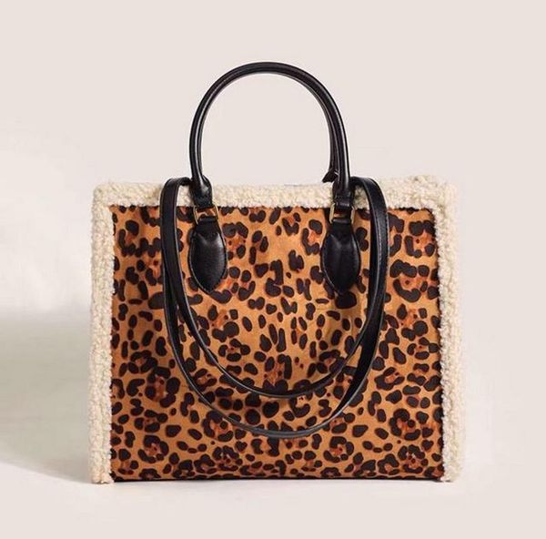 evening bags fahsion pu lambswool tote bag women big capacity handbags retro plush shoulder lady luxury designer winter handle
evening bags fahsion pu lambswool tote bag women big capacity handbags retro plush shoulder lady luxury designer winter handle