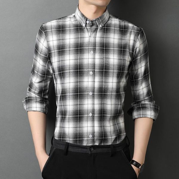 new 2021 shirt men spring long sleeve plaid casual shirts cotton slim fit fashion camisa social chemise homme dropshipping c736, White;black
new 2021 shirt men spring long sleeve plaid casual shirts cotton slim fit fashion camisa social chemise homme dropshipping c736, White;black