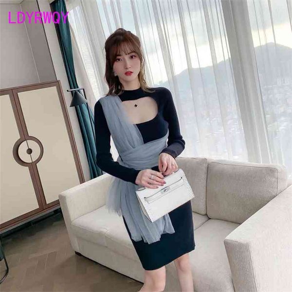 autumn and winter female hollow mesh stitching slim black knit dress office lady polyester sheath 210603, Black;gray
autumn and winter female hollow mesh stitching slim black knit dress office lady polyester sheath 210603, Black;gray