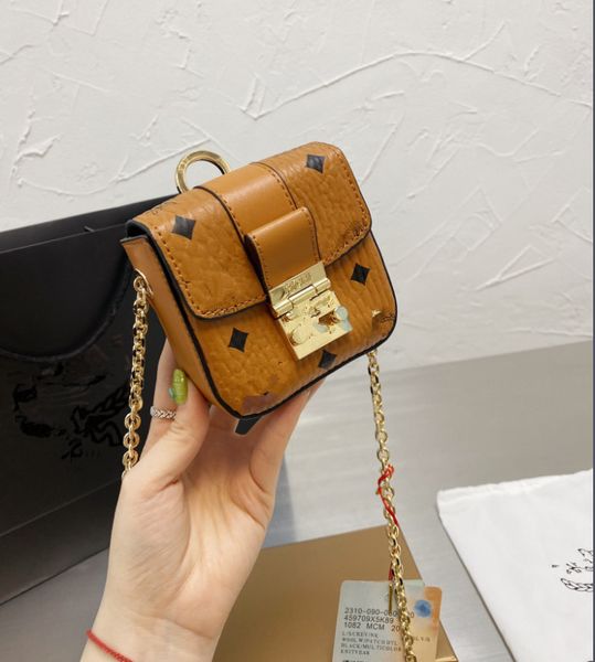 2021 handbags wallets handbags ladies handbags bag crossbody soho bag disco shoulder bags tassel crossbody bags wallets
2021 handbags wallets handbags ladies handbags bag crossbody soho bag disco shoulder bags tassel crossbody bags wallets
