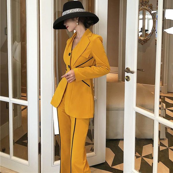 women's two piece pants slim blazer 2 pieces suit 2021 female single breasted jacket with flare office ladies long sleeve coat, White
women's two piece pants slim blazer 2 pieces suit 2021 female single breasted jacket with flare office ladies long sleeve coat, White