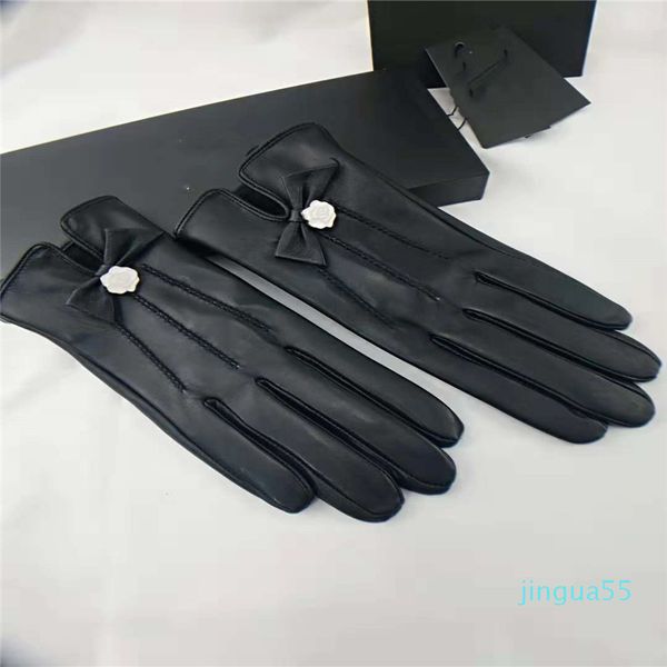 fashion leather gloves women winter plus cashmere warm touch screen sheepskin gloves metal rose, Blue;gray
fashion leather gloves women winter plus cashmere warm touch screen sheepskin gloves metal rose, Blue;gray