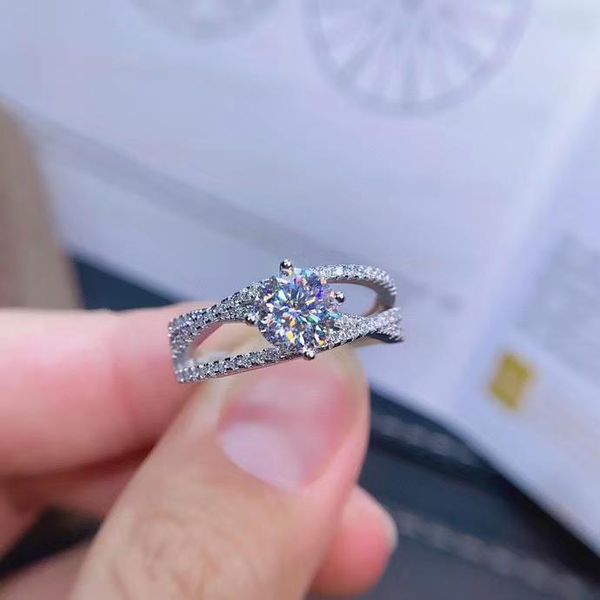 cluster rings engagement ring crackling moissanite for women jewelry real 925 sterling silver 1 gem shiny party gift, Golden;silver
cluster rings engagement ring crackling moissanite for women jewelry real 925 sterling silver 1 gem shiny party gift, Golden;silver