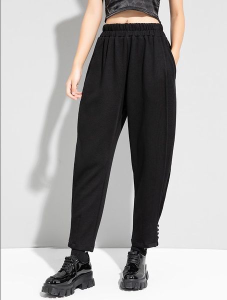 women's pants & capris european station spring dress hemline folding button fashion harem design sense personality splicing loose casua, Black;white
women's pants & capris european station spring dress hemline folding button fashion harem design sense personality splicing loose casua, Black;white