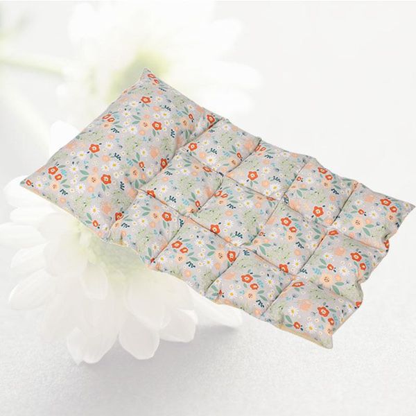 cat beds & furniture pet warm sleeping pad bed daisy four seasons thicken cotton mat or dogs cats soft sofa for small medium supplies
cat beds & furniture pet warm sleeping pad bed daisy four seasons thicken cotton mat or dogs cats soft sofa for small medium supplies