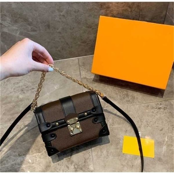 trunk shoulder 2021 bags designers luxurys wallets backpacks key chain wallet flap cute handbags fashion trunks bag with box 1, Red;black
trunk shoulder 2021 bags designers luxurys wallets backpacks key chain wallet flap cute handbags fashion trunks bag with box 1, Red;black