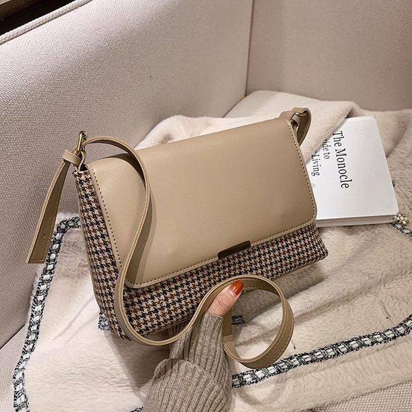 cross body autumn and winter trendy fashion korean version of the wild crossbody bag high-end western style small square
cross body autumn and winter trendy fashion korean version of the wild crossbody bag high-end western style small square