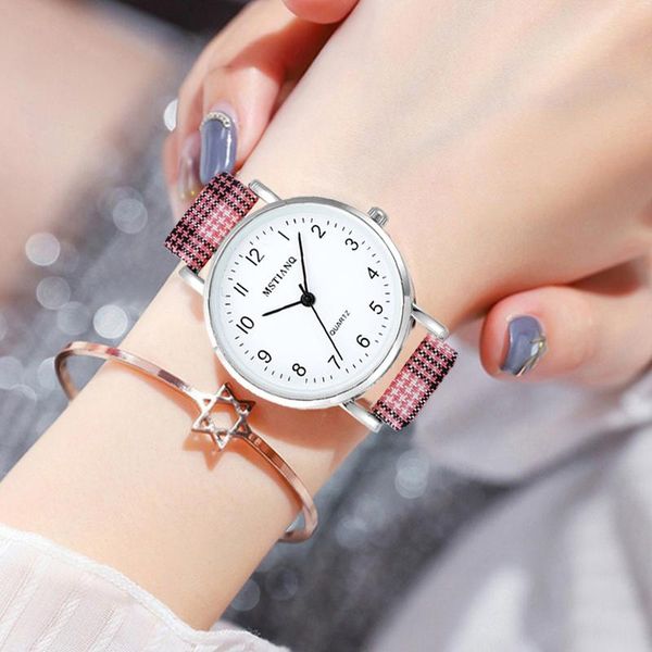 wristwatches 2021 watch women fashion casual leather belt watches simple ladies' small dial quartz clock dress, Slivery;brown
wristwatches 2021 watch women fashion casual leather belt watches simple ladies' small dial quartz clock dress, Slivery;brown
