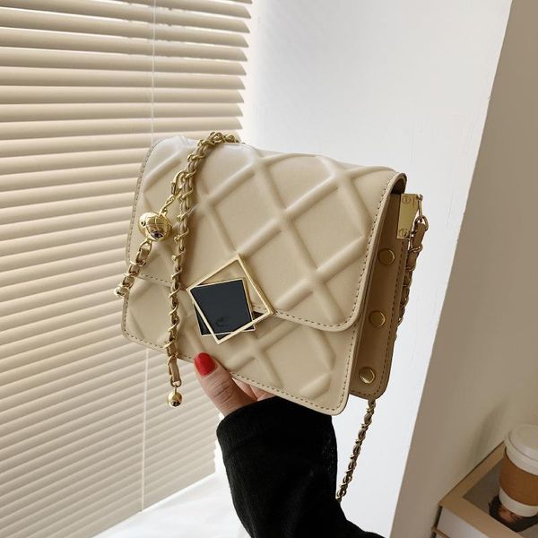 personalized fashion lingge new bag trade simple metal chain shoulder 2021 handbags export foreign messenger pqlud
personalized fashion lingge new bag trade simple metal chain shoulder 2021 handbags export foreign messenger pqlud