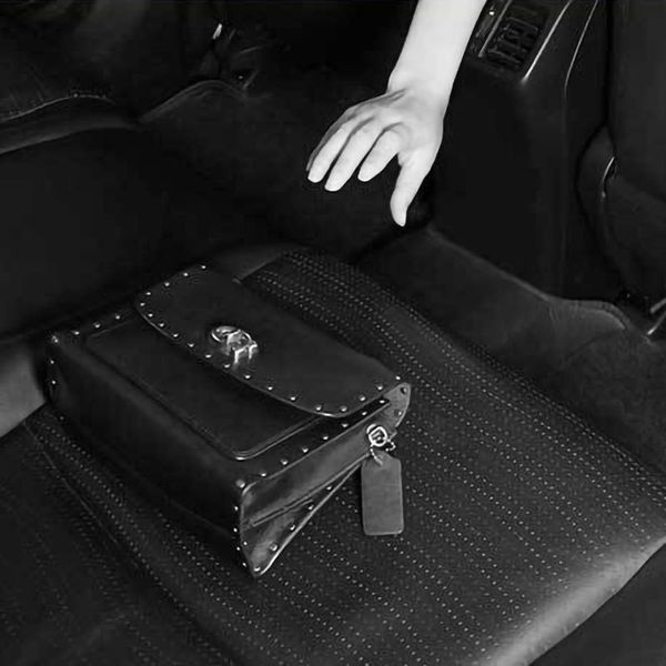 car organizer handbag holder leather seat back mesh large capacity bag between seats frontstorage accessories
car organizer handbag holder leather seat back mesh large capacity bag between seats frontstorage accessories
