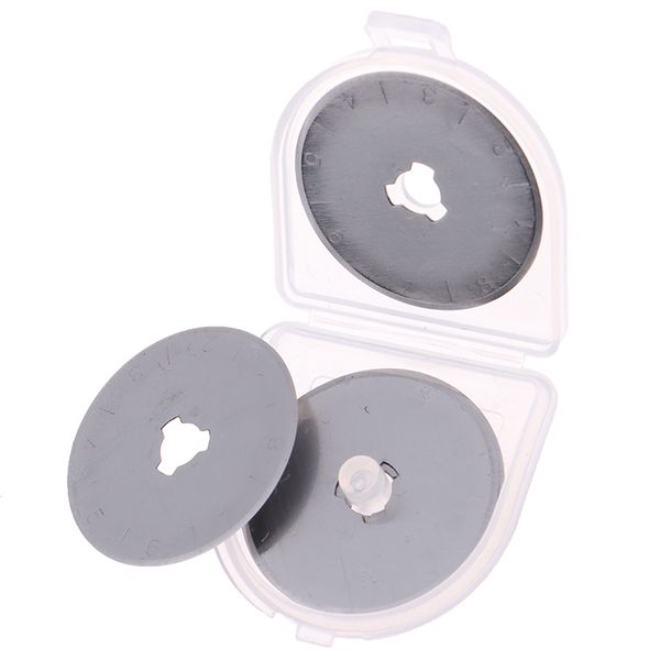 2/5pcs 28mm rotary cutter blades sharp leather blade replacement blade fits for olfa fiskars dafa truecut cutter patchwork tool
2/5pcs 28mm rotary cutter blades sharp leather blade replacement blade fits for olfa fiskars dafa truecut cutter patchwork tool