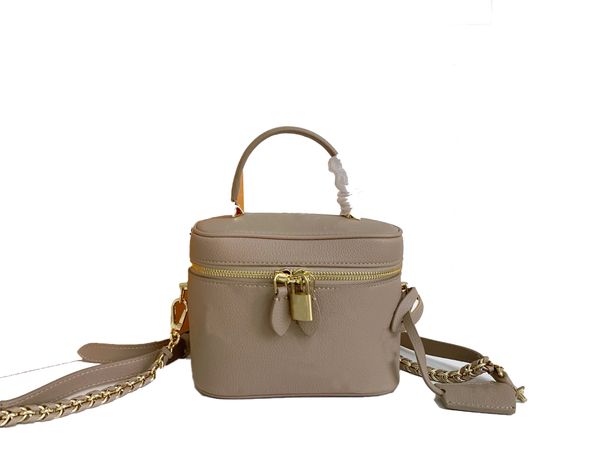 2021 fashion flowers designer wallets luxurys men women leather bags classic letters key coin purse original box plaid card holder m42264a
2021 fashion flowers designer wallets luxurys men women leather bags classic letters key coin purse original box plaid card holder m42264a