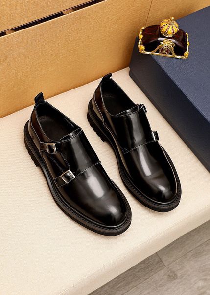new 2021 men formal designer groom party wedding dress shoes men's fashion brand business genuine leather platform oxfords size 38-44, Black
new 2021 men formal designer groom party wedding dress shoes men's fashion brand business genuine leather platform oxfords size 38-44, Black