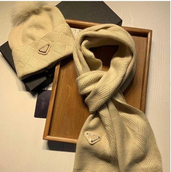 classic lattice winter hats designers bone cap mens women couple scarf hat two-piece suit scarf caps men scarves1, Blue;gray
classic lattice winter hats designers bone cap mens women couple scarf hat two-piece suit scarf caps men scarves1, Blue;gray