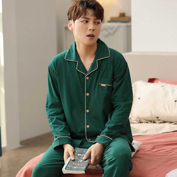 autumn fashion cotton turn-down collar men sleepwear long sleeve leisure solid cartoon print warm masculino pajamas set 211014, Black;brown
autumn fashion cotton turn-down collar men sleepwear long sleeve leisure solid cartoon print warm masculino pajamas set 211014, Black;brown
