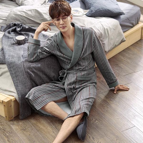 men's sleepwear male bathrobe spring and autumn thin 100% long-sleeve cotton bathrobes loose medium-long plus size lounge, Black;brown
men's sleepwear male bathrobe spring and autumn thin 100% long-sleeve cotton bathrobes loose medium-long plus size lounge, Black;brown