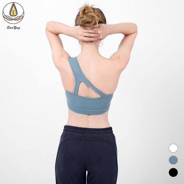 gym clothing 2021 sport bra one sholder push up yoga shockproof running brassiere chinlon quick dry women active wear breathable, White;black
gym clothing 2021 sport bra one sholder push up yoga shockproof running brassiere chinlon quick dry women active wear breathable, White;black
