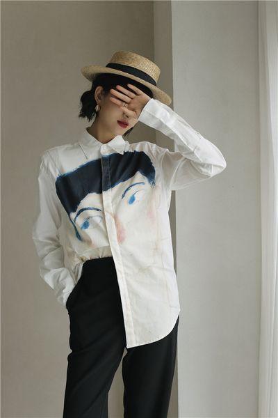 2021 new white designer big print long sleeve and blouse button up collar shirt women fashion b84g
2021 new white designer big print long sleeve and blouse button up collar shirt women fashion b84g