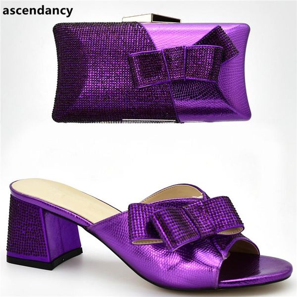 dress shoes latest design african women wedding decorated with rhinestone nigerian party pumps woen and bag set, Black
dress shoes latest design african women wedding decorated with rhinestone nigerian party pumps woen and bag set, Black