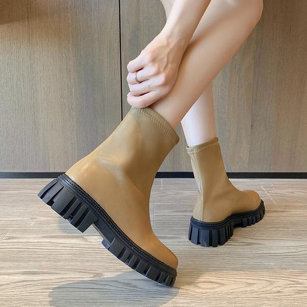 boots winter women set of feet warm ankle solid color 2021 fashion outdoor non-slip comfortable female all-match, Black
boots winter women set of feet warm ankle solid color 2021 fashion outdoor non-slip comfortable female all-match, Black