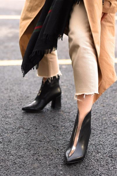 boots the mink women transparent low-cut season elegant design women's fashion, Black
boots the mink women transparent low-cut season elegant design women's fashion, Black