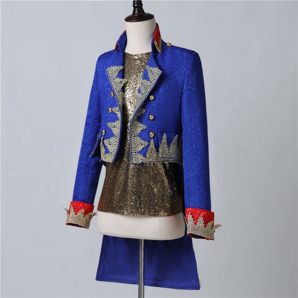 men blue court tuxedo jacket vintage embroidery tailcoat slim coat bar male singer magician host stage performance drama costume, Black;red
men blue court tuxedo jacket vintage embroidery tailcoat slim coat bar male singer magician host stage performance drama costume, Black;red
