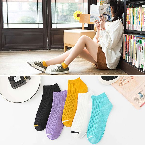 pairs of spring autumn cotton ship college style leisure sweat absorbing, Black;white
pairs of spring autumn cotton ship college style leisure sweat absorbing, Black;white