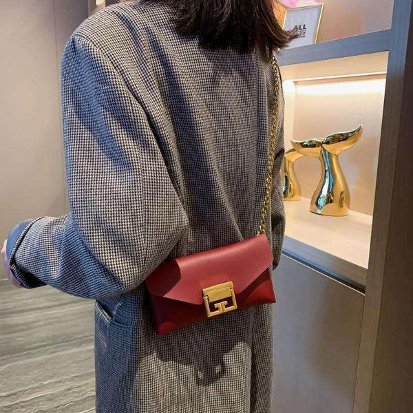 shoulder bags women vegan leather bag flap cross body vintage tote handbag luxury purse for travel street
shoulder bags women vegan leather bag flap cross body vintage tote handbag luxury purse for travel street