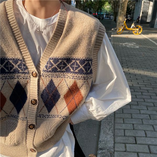 2021 new sleeveless sweater spring autumn women sweaters knitting joker knitted vest wool oversize girls pullover f9z7, Black;white
2021 new sleeveless sweater spring autumn women sweaters knitting joker knitted vest wool oversize girls pullover f9z7, Black;white