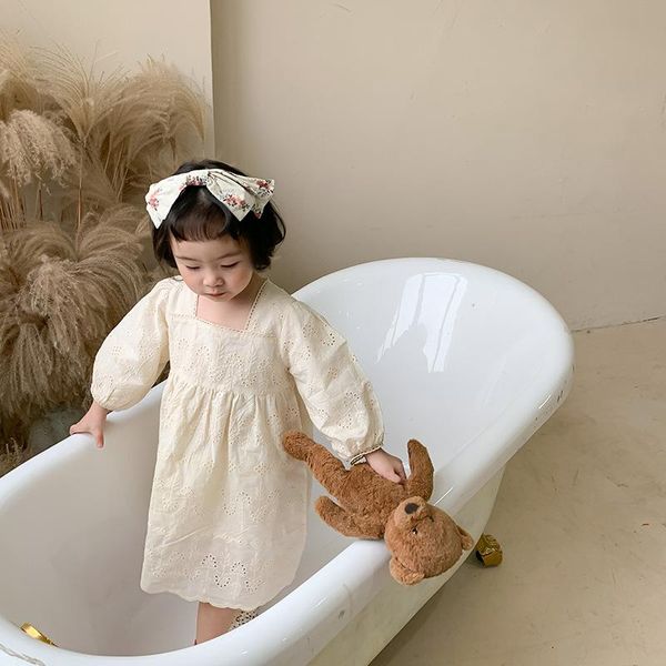 children clothing 2021 spring and summer new korean girls retro dress full embroidered long sleeve dress, Red;yellow
children clothing 2021 spring and summer new korean girls retro dress full embroidered long sleeve dress, Red;yellow