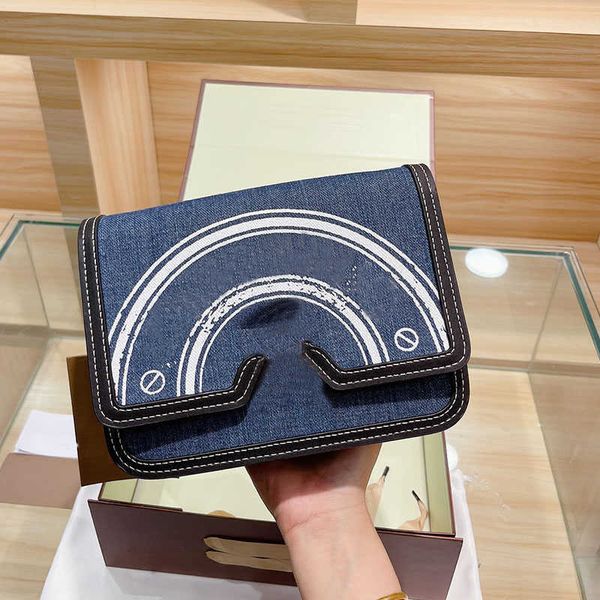 designer bags womens handbags crossbody bag backpack denim classic messenger b letter blue lady purse fashion wallet
designer bags womens handbags crossbody bag backpack denim classic messenger b letter blue lady purse fashion wallet