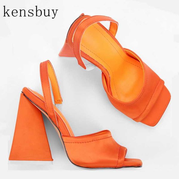 dress shoes 2021 summer sasual high heel sandals women open toe strange style flock concise ladies party big size, Black
dress shoes 2021 summer sasual high heel sandals women open toe strange style flock concise ladies party big size, Black