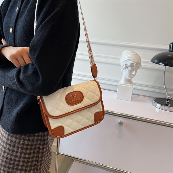 outlet online 70% off sale autumn and winter texture printing small square bag 2021 new single shoulder messenger bag fashion women's r
outlet online 70% off sale autumn and winter texture printing small square bag 2021 new single shoulder messenger bag fashion women's r