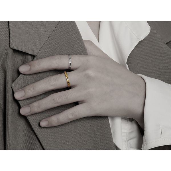 vacuum plating simple texture opening plain ring fine female ins cold, Silver
vacuum plating simple texture opening plain ring fine female ins cold, Silver