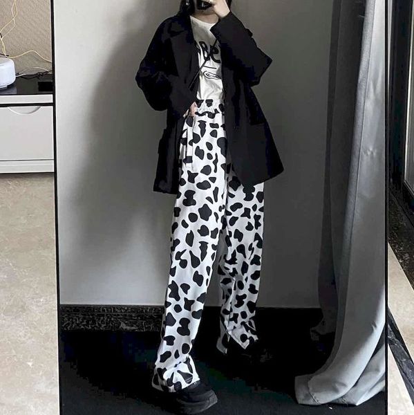 female fall 2021 new ins harajuku standard cow style drape baggy and thin straight pants vhr2, Black;white
female fall 2021 new ins harajuku standard cow style drape baggy and thin straight pants vhr2, Black;white
