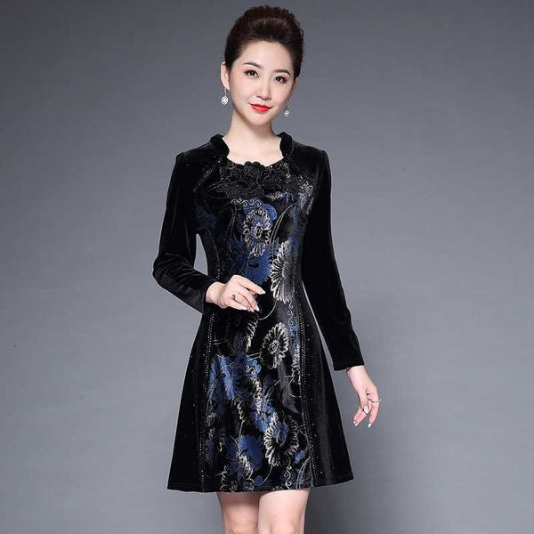 luxury party evening dress autumn 2021 long sleeve high-end and elderly large women's golden veet middle-aged 's, White;pink
luxury party evening dress autumn 2021 long sleeve high-end and elderly large women's golden veet middle-aged 's, White;pink