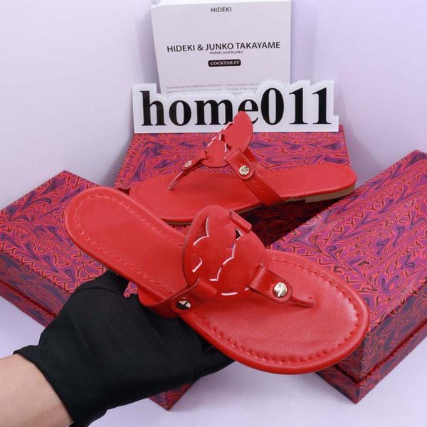 luxury brand sandals designer slippers slides floral brocade genuine leather flip flops women shoes sandal by gogo_shoes 05, Black
luxury brand sandals designer slippers slides floral brocade genuine leather flip flops women shoes sandal by gogo_shoes 05, Black