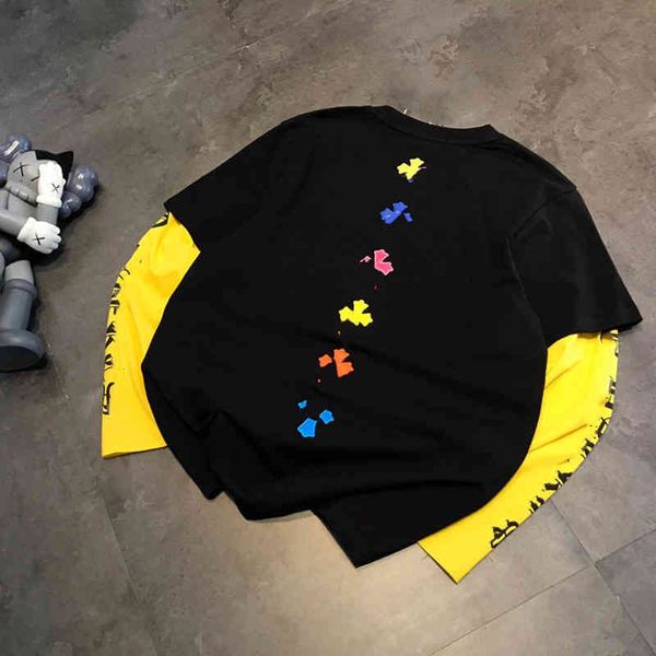 2022 factory wholesale new model spring color printing back embroidery fashion men's and women's fake two piece long sleeved t-shi, White;black
2022 factory wholesale new model spring color printing back embroidery fashion men's and women's fake two piece long sleeved t-shi, White;black