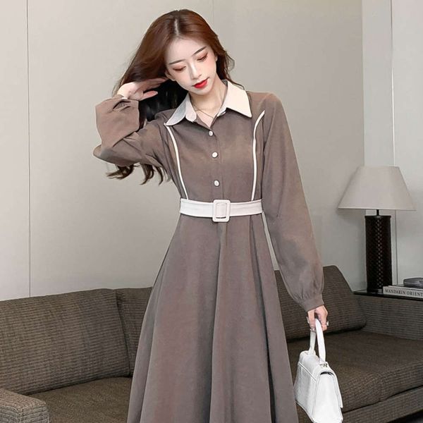 fashion autumn winter version shirt light luxury design feeling with coat, White;black
fashion autumn winter version shirt light luxury design feeling with coat, White;black