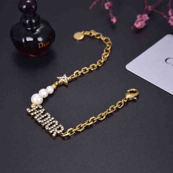 luxury designer fashion women copper classic bracelets link bracelet for chain gold color gift jewelry pulseras, Red;brown
luxury designer fashion women copper classic bracelets link bracelet for chain gold color gift jewelry pulseras, Red;brown