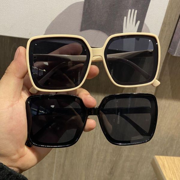 sunglasses oversized brand designer women luxury transparent gradient sun glasses frame vintage eyewear uv400 for lady, White;black
sunglasses oversized brand designer women luxury transparent gradient sun glasses frame vintage eyewear uv400 for lady, White;black