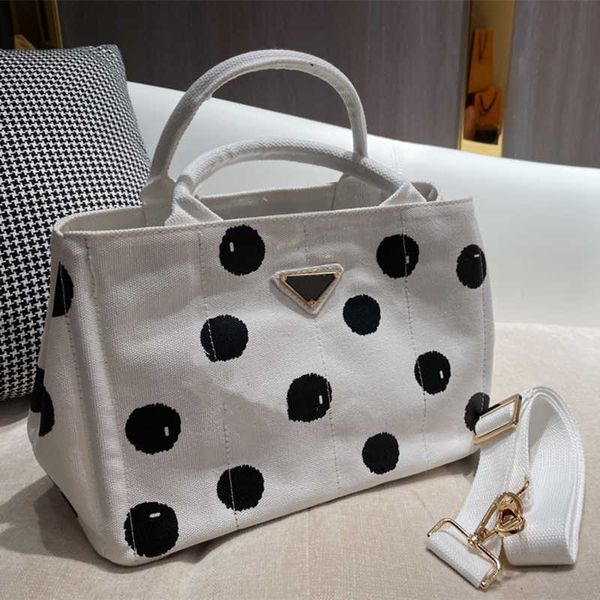 handbag handbgs backpack designer tote bag women's genuine leather luxury high-capacity evening party shopping business occasions fashi
handbag handbgs backpack designer tote bag women's genuine leather luxury high-capacity evening party shopping business occasions fashi