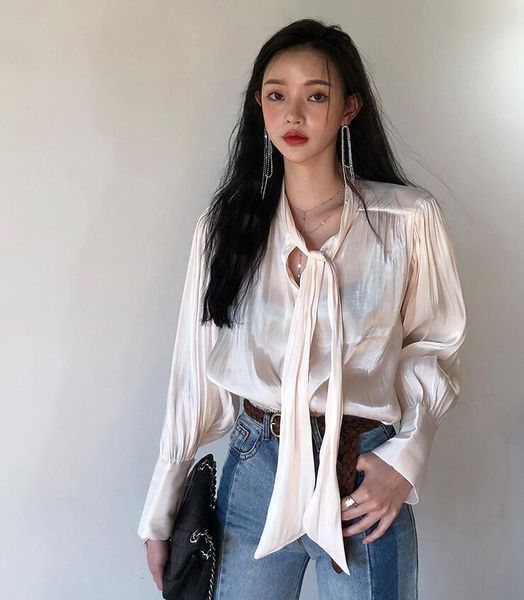 women's blouses & shirts autumn women satin silk blouse shirt elegant solid color pullover high grade loose veat office lady long sleev, White
women's blouses & shirts autumn women satin silk blouse shirt elegant solid color pullover high grade loose veat office lady long sleev, White